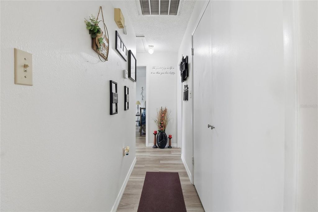 Image 14 of property listing at 4602 SANDY LANE, Lakeland, FL 33813