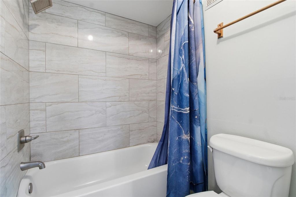 Image 22 of property listing at 4602 SANDY LANE, Lakeland, FL 33813