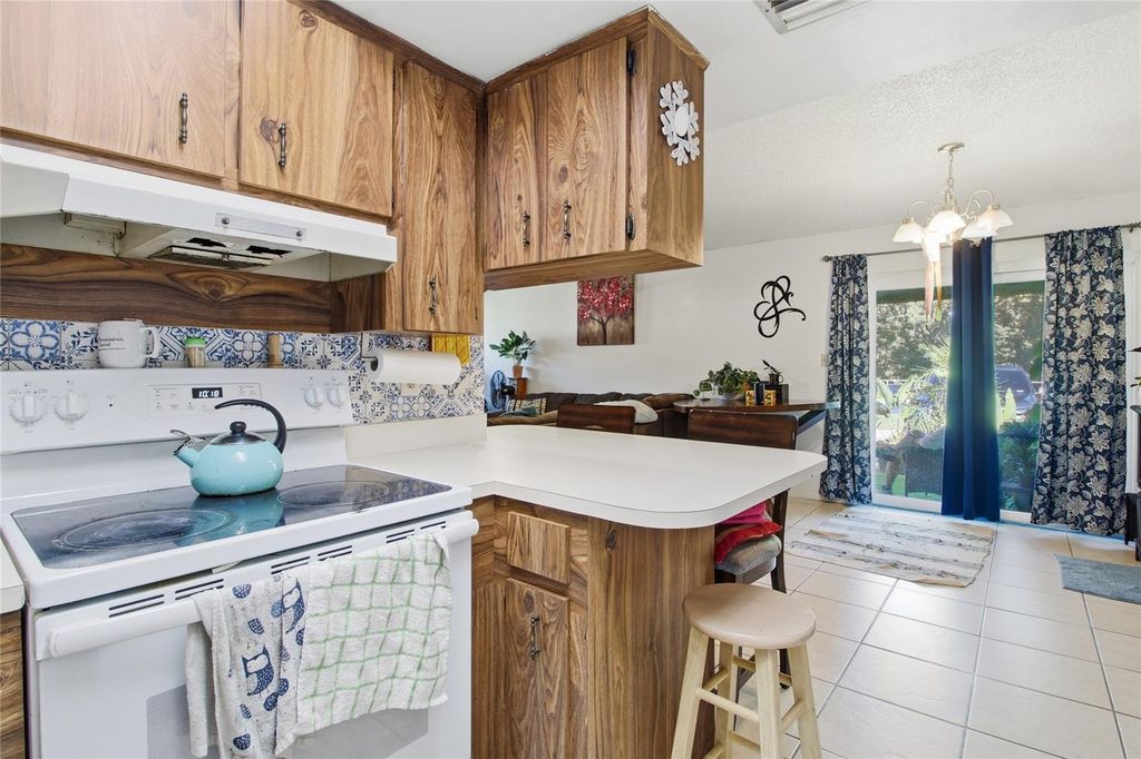 Image 36 of property listing at 4602 SANDY LANE, Lakeland, FL 33813