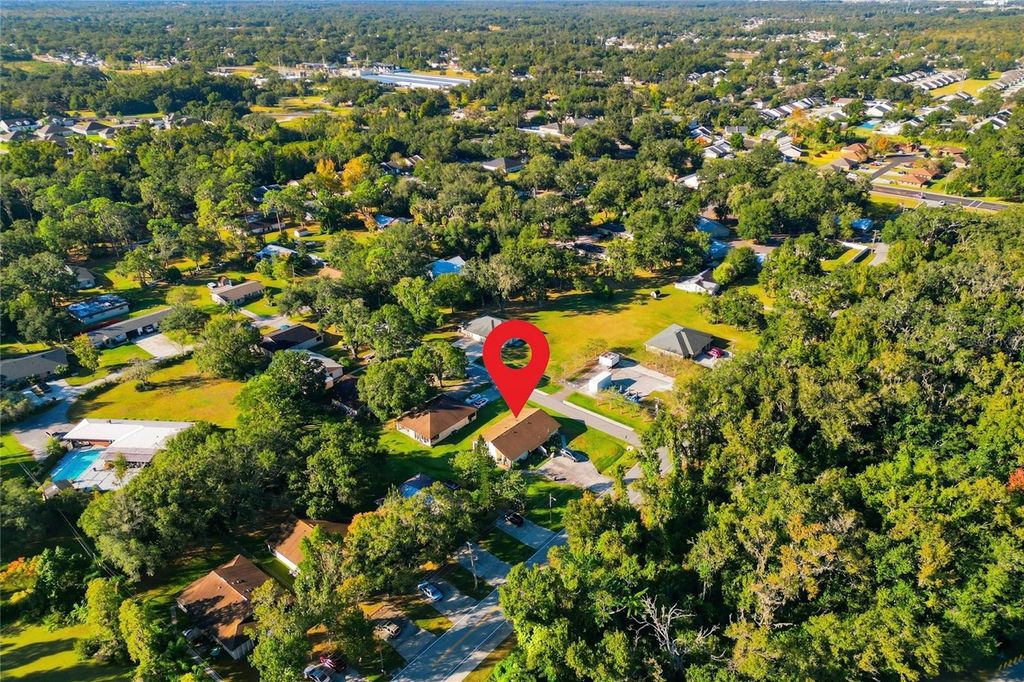 Image 49 of property listing at 4602 SANDY LANE, Lakeland, FL 33813