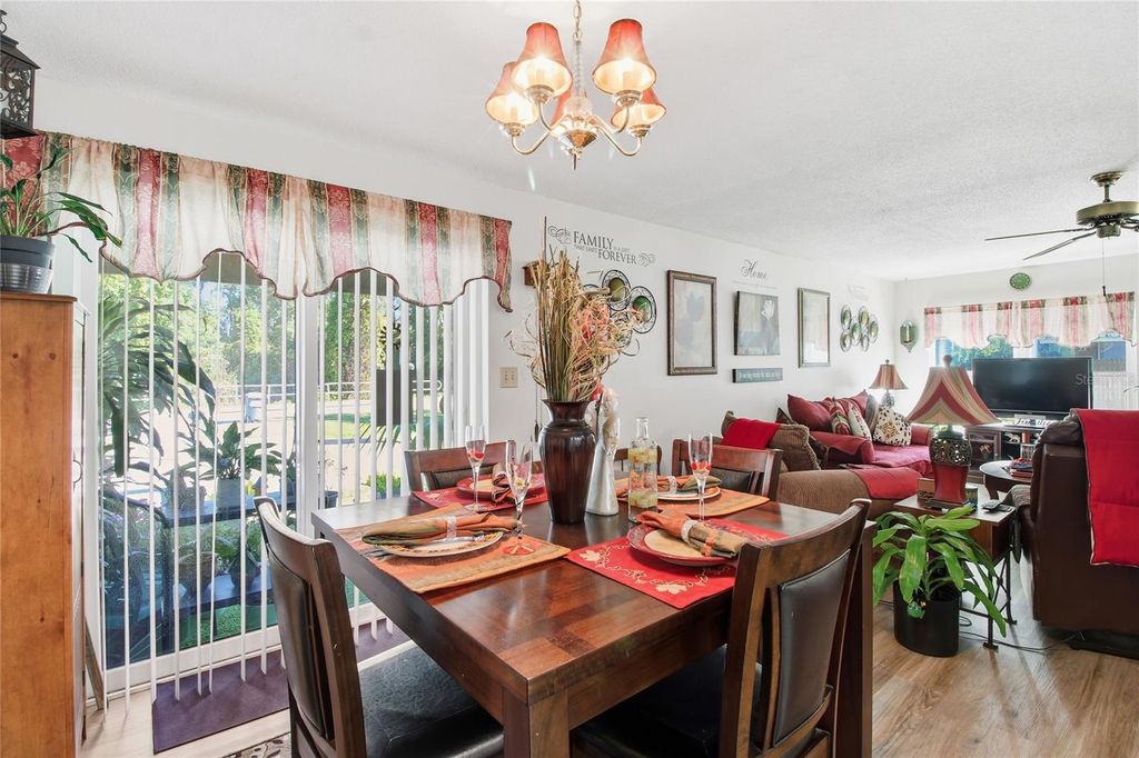 Image 10 of property listing at 4602 SANDY LANE, Lakeland, FL 33813