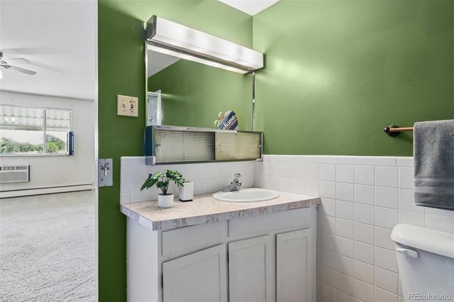 9150 E Center Avenue 4B, Denver, CO 80247
