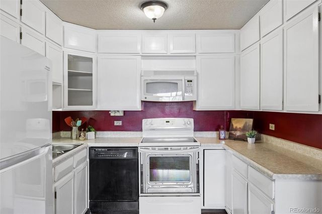 9150 E Center Avenue 4B, Denver, CO 80247