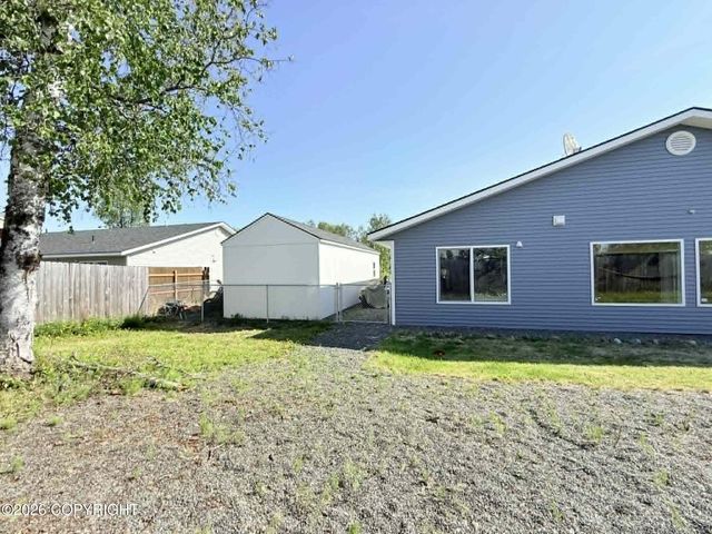 278 S Legacy Loop, Soldotna, AK 99669