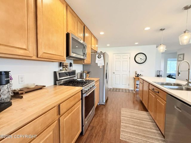 278 S Legacy Loop, Soldotna, AK 99669