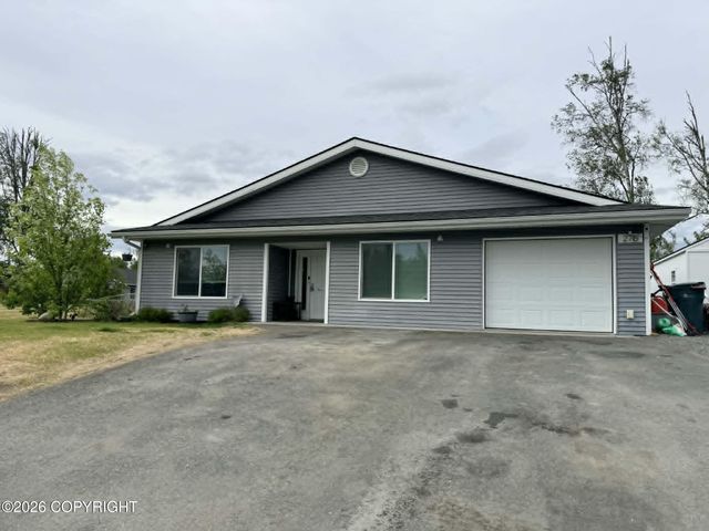 278 S Legacy Loop, Soldotna, AK 99669