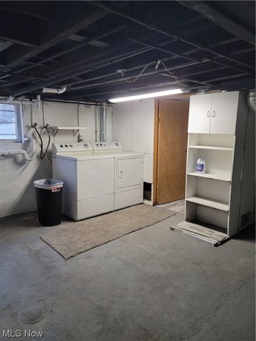 2311 Stillwagon Road SE, Warren, OH 44484