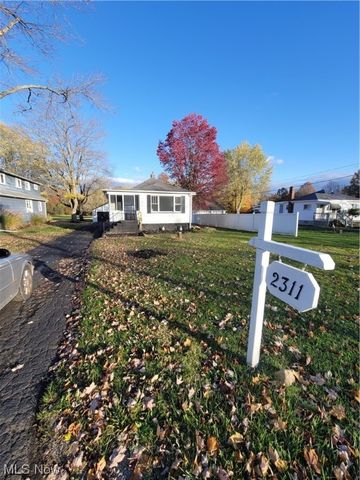 2311 Stillwagon Road SE, Warren, OH 44484