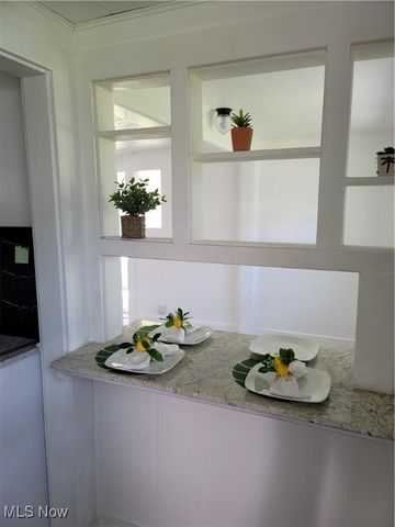 2311 Stillwagon Road SE, Warren, OH 44484