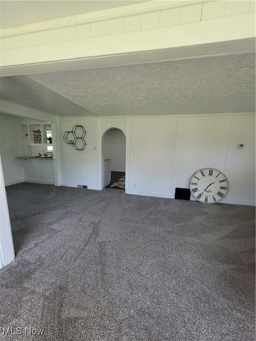 2311 Stillwagon Road SE, Warren, OH 44484