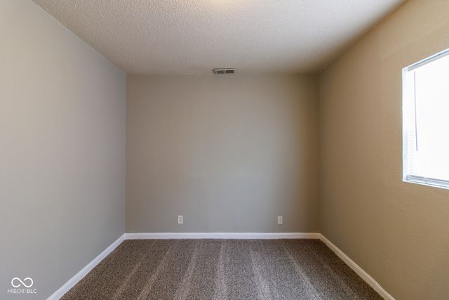 6213 Commodore Drive, Indianapolis, IN 46219