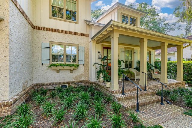 1030 Village Oaks Lane, St Simons Island, GA 31522