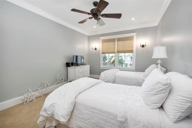 1030 Village Oaks Lane, St Simons Island, GA 31522