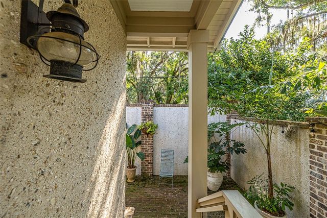 1030 Village Oaks Lane, St Simons Island, GA 31522