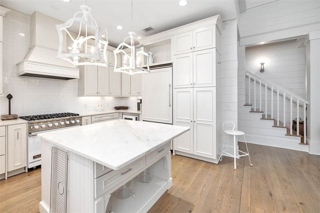 1030 Village Oaks Lane, St Simons Island, GA 31522