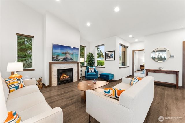 3532 S 198th Street, Seatac, WA 98188