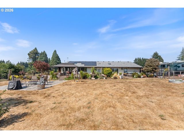 38100 Se COUPLAND Rd, Estacada, OR 97023