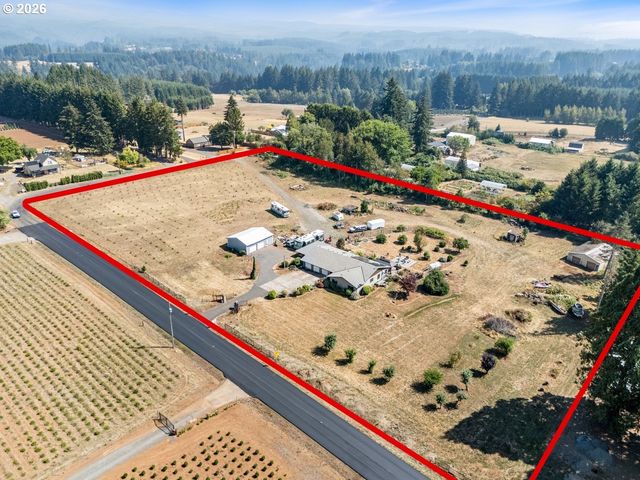 38100 Se COUPLAND Rd, Estacada, OR 97023
