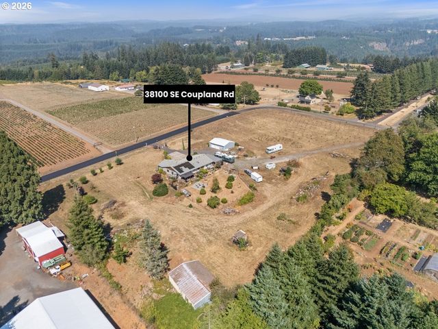 38100 Se COUPLAND Rd, Estacada, OR 97023