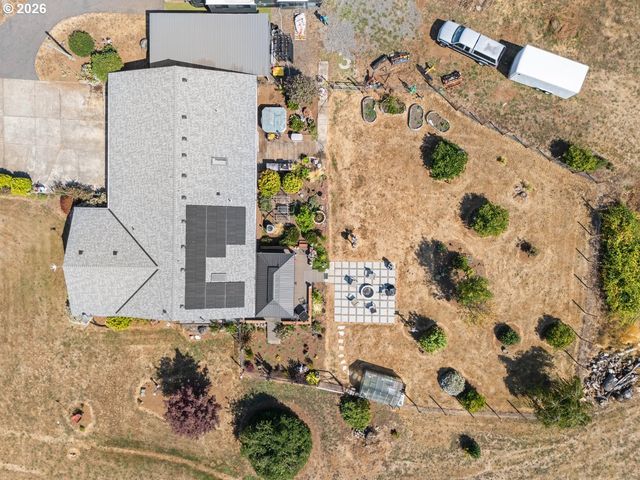38100 Se COUPLAND Rd, Estacada, OR 97023