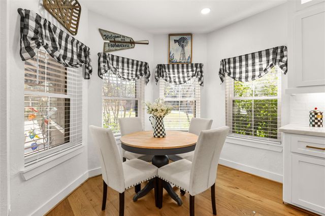 211 Buffalo Creek Court, Bellville, TX 77418