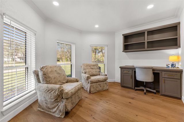 211 Buffalo Creek Court, Bellville, TX 77418