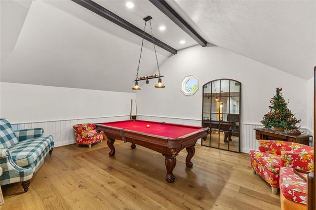 211 Buffalo Creek Court, Bellville, TX 77418