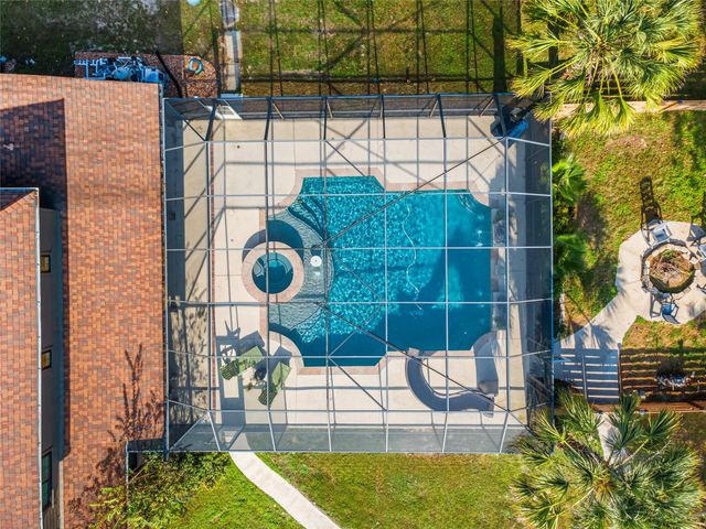 211 Buffalo Creek Court, Bellville, TX 77418