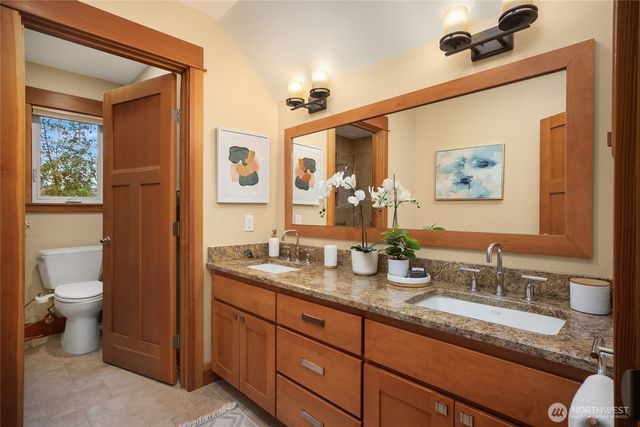 9705 NE Beach Crest Drive, Bainbridge Island, WA 98110