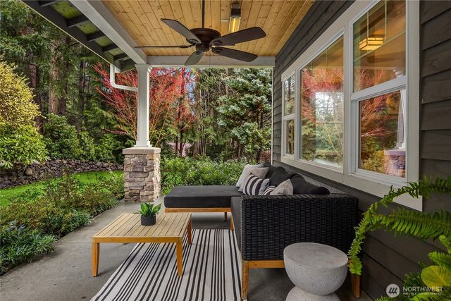 9705 NE Beach Crest Drive, Bainbridge Island, WA 98110