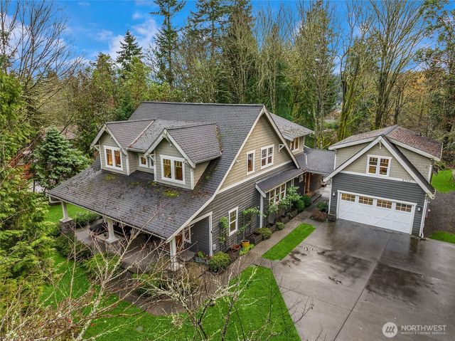 9705 NE Beach Crest Drive, Bainbridge Island, WA 98110