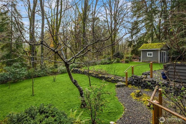 9705 NE Beach Crest Drive, Bainbridge Island, WA 98110