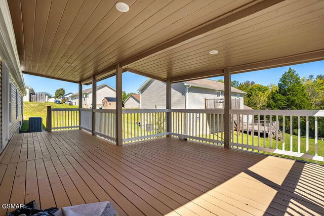 234 Red Bud Lane, Sevierville, TN 37876