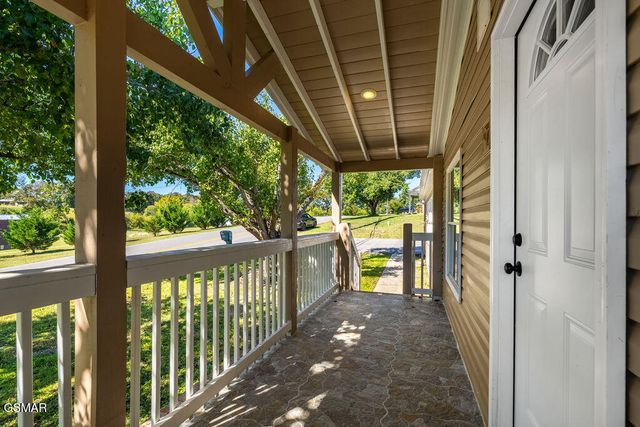 234 Red Bud Lane, Sevierville, TN 37876