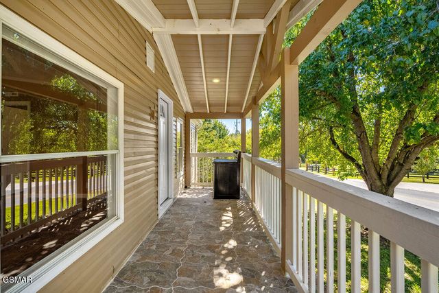 234 Red Bud Lane, Sevierville, TN 37876