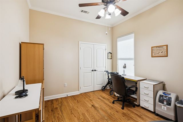 5809 Dry Creek Lane, Arlington, TX 76017