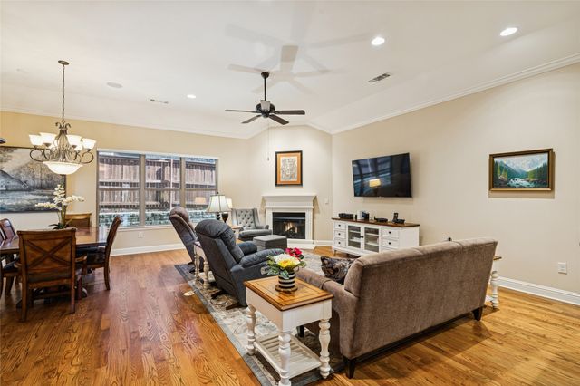 5809 Dry Creek Lane, Arlington, TX 76017