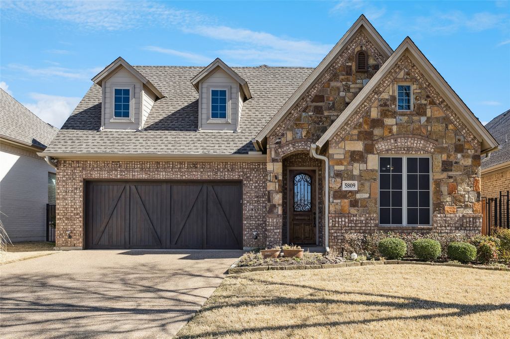 5809 Dry Creek Lane, Arlington, TX 76017