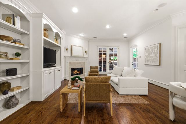 4529 Pomona Road, Dallas, TX 75209