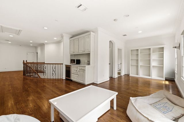 4529 Pomona Road, Dallas, TX 75209