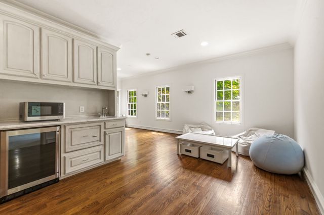 4529 Pomona Road, Dallas, TX 75209