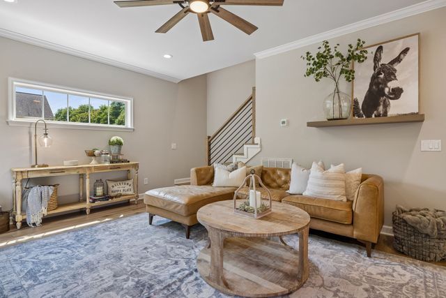 1394 Theta Pike, Columbia, TN 38401