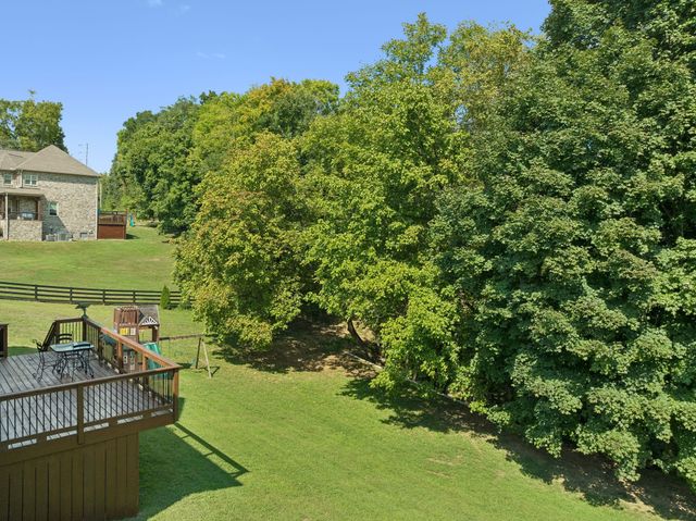 1394 Theta Pike, Columbia, TN 38401