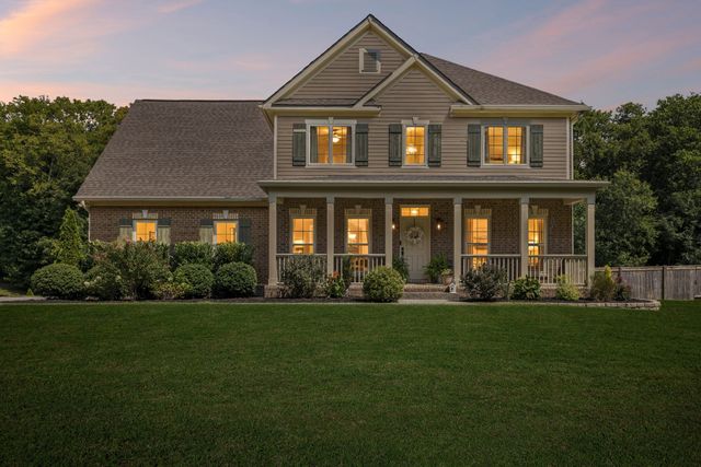 1394 Theta Pike, Columbia, TN 38401