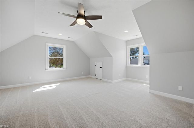 15 Windy Point DR, Poquoson, VA 23662