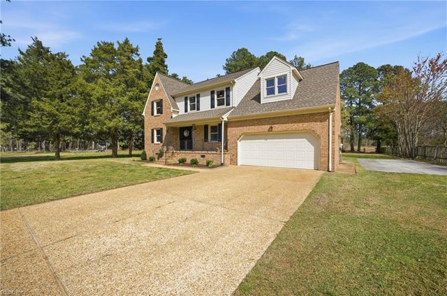 15 Windy Point DR, Poquoson, VA 23662