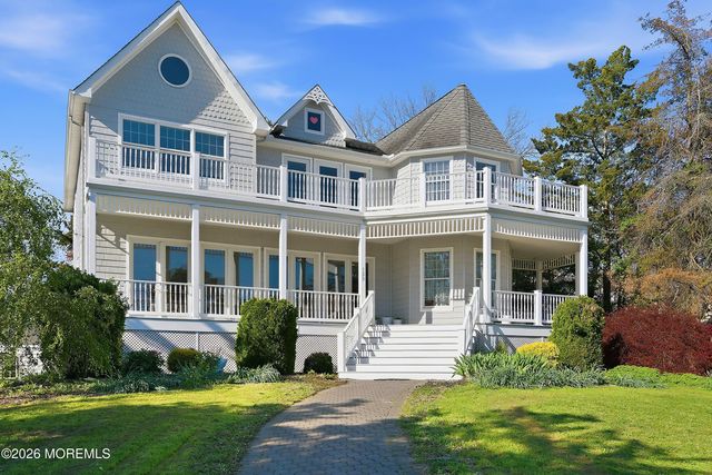159 Harbor Inn Road, Bayville, NJ 08721