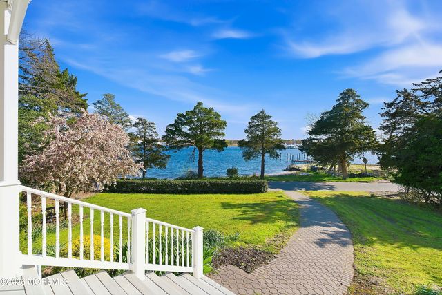 159 Harbor Inn Road, Bayville, NJ 08721