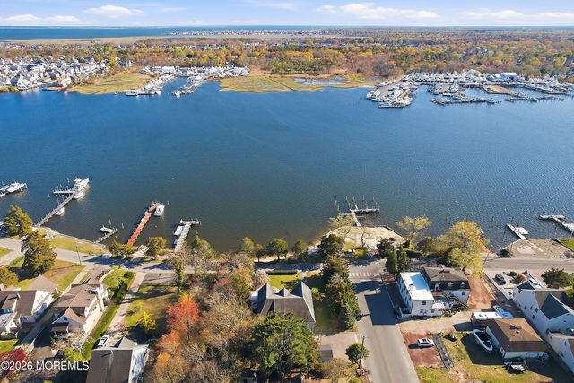 159 Harbor Inn Road, Bayville, NJ 08721