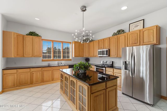 159 Harbor Inn Road, Bayville, NJ 08721